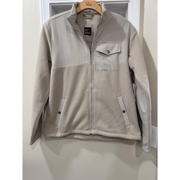 Vuori Morrow Sherpa Jacket - Picture 1 of 3